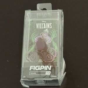 Disney Ursula Figpin.  Limited Release Limited Edition. [NEW]